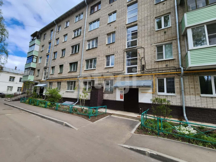 1-комн квартира Голубкова, 14