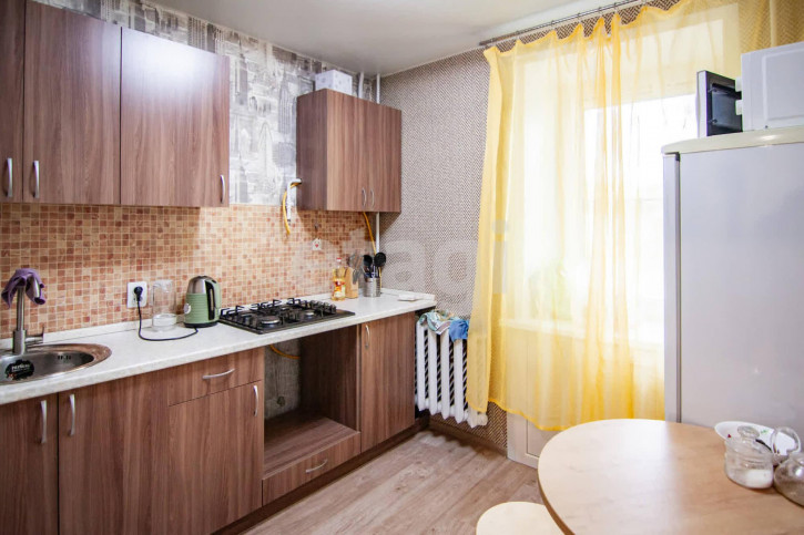 1-комн квартира Новосельская, 15