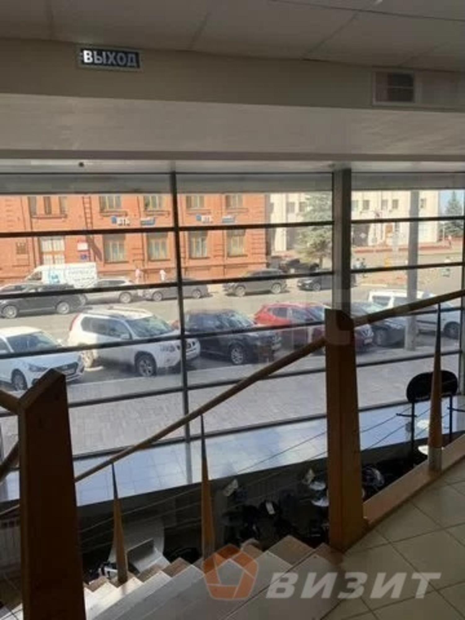 Сдать торговое помещение за 370 500 рублей на Молодогвардейская улица, 153