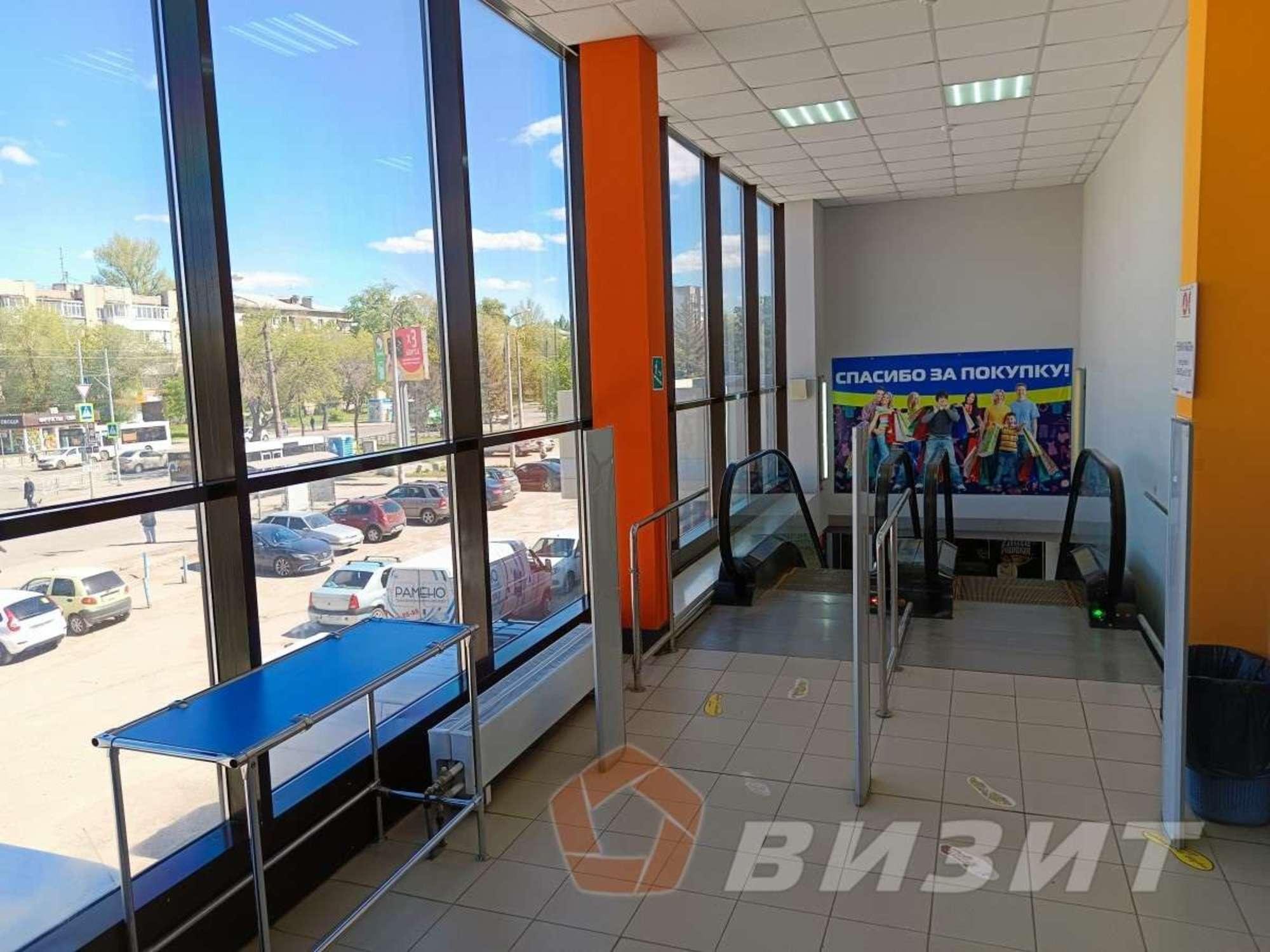 Сдать торговое помещение за 4 000 000 рублей на Аэродромная улица, 13