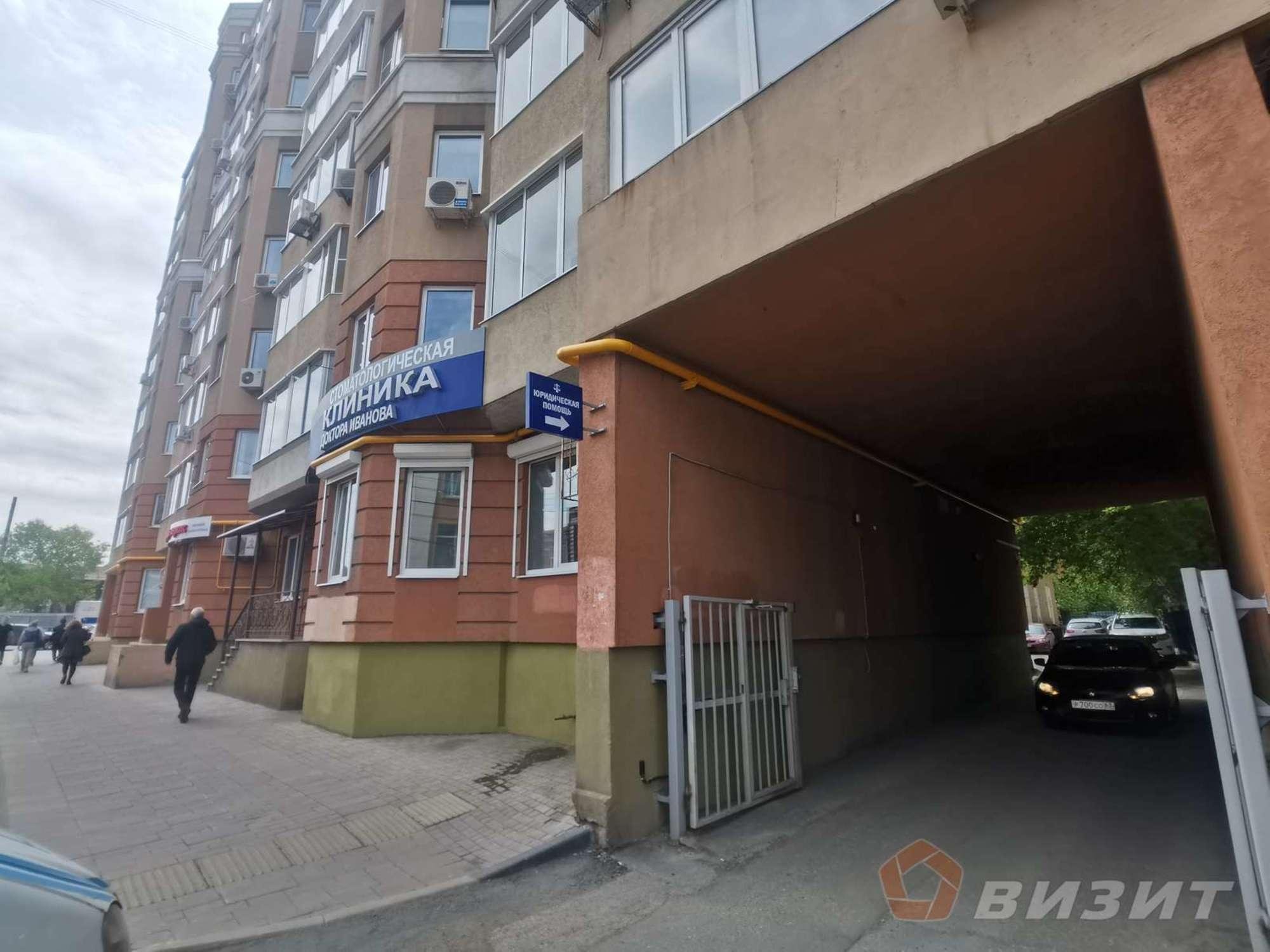 Купить торговое помещение за 26 780 000 рублей на Галактионовская улица, 106а