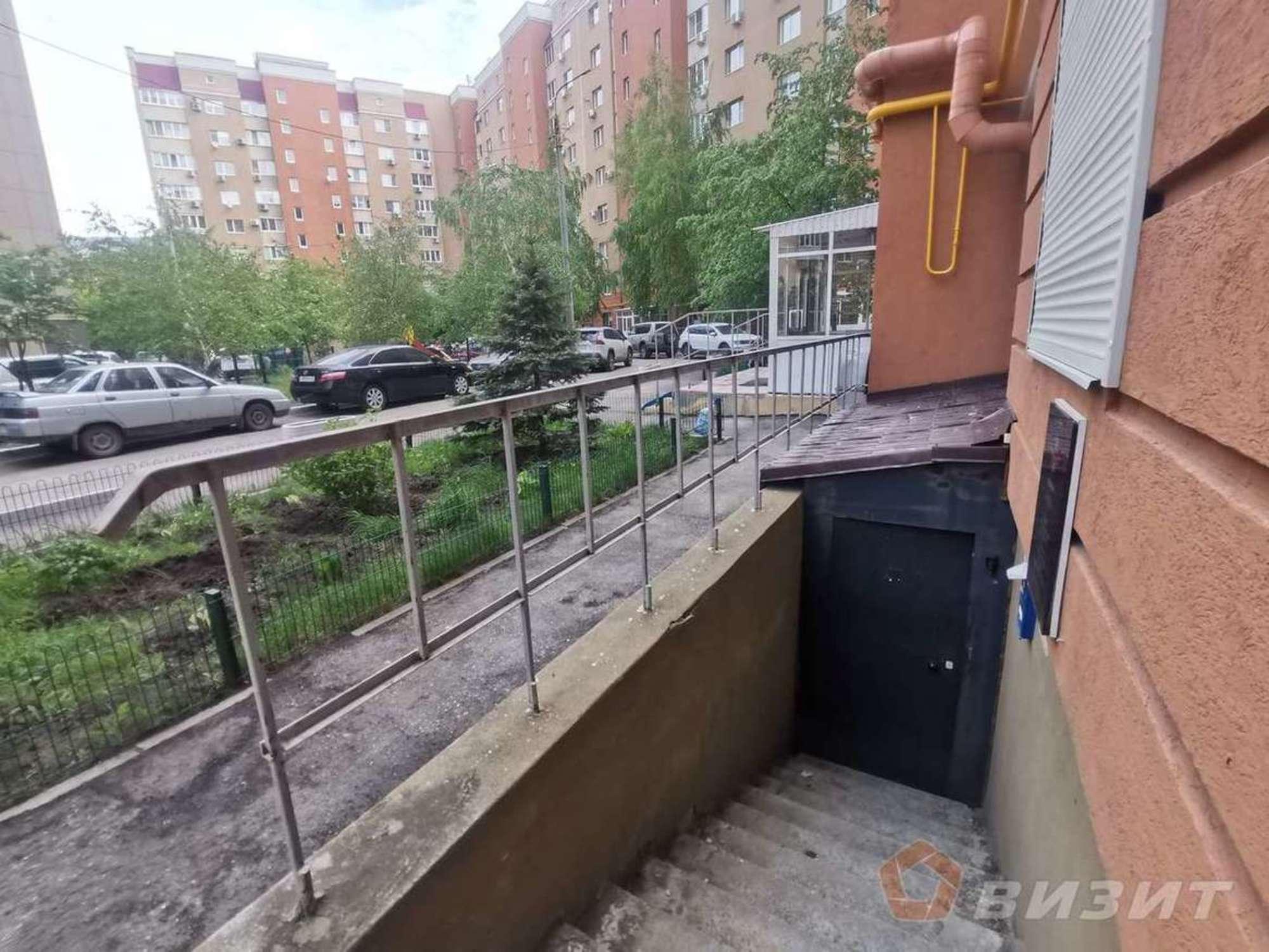 Купить торговое помещение за 26 780 000 рублей на Галактионовская улица, 106а