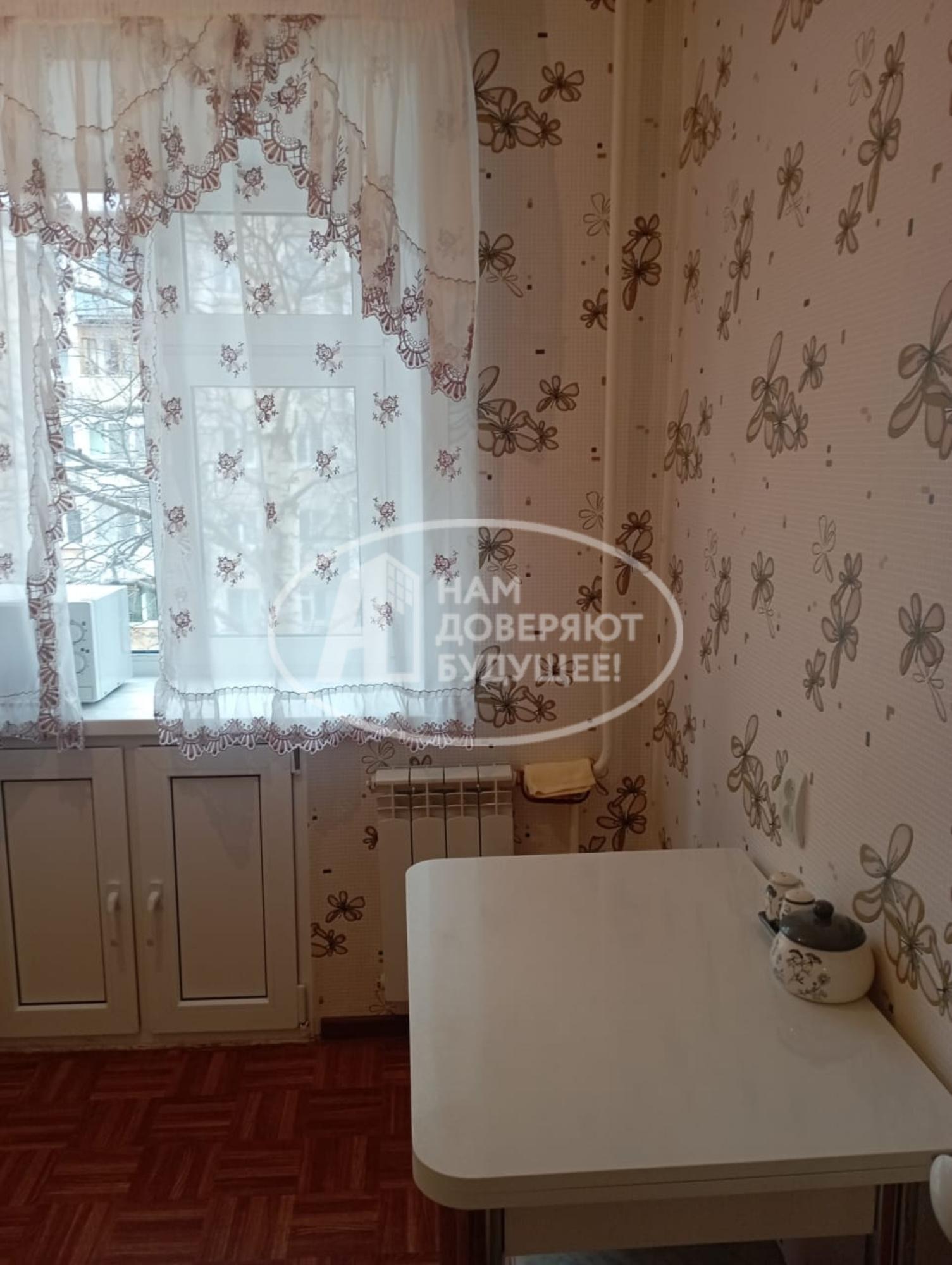 Купить квартиру за 1 800 000 рублей на Октябрьский проспект, 8