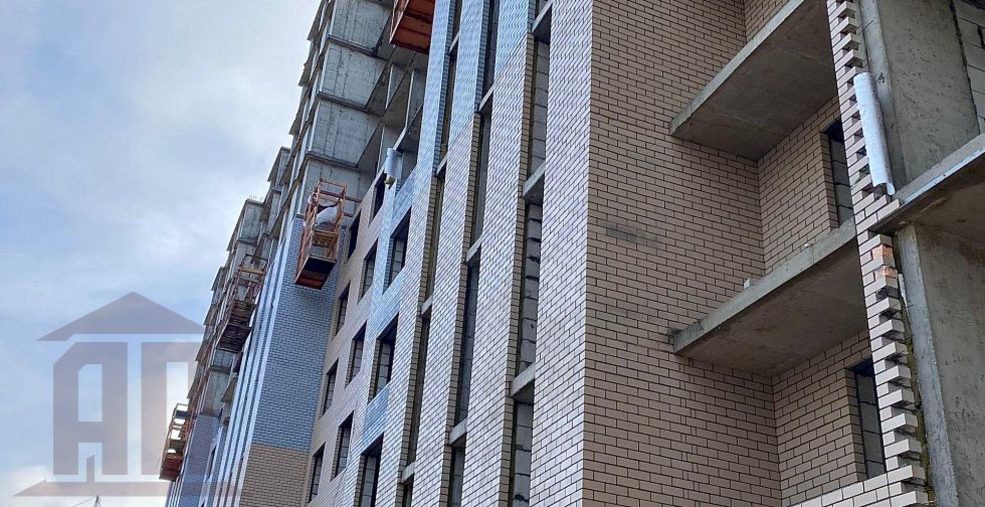 Купить квартиру за 4 930 900 рублей на Левитана ул, 74А