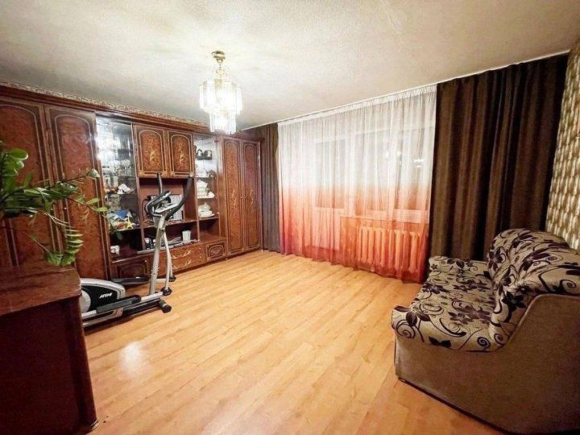 Купить квартиру за 5 750 000 рублей на Орджоникидзе ул Октябрьский район, 1К1