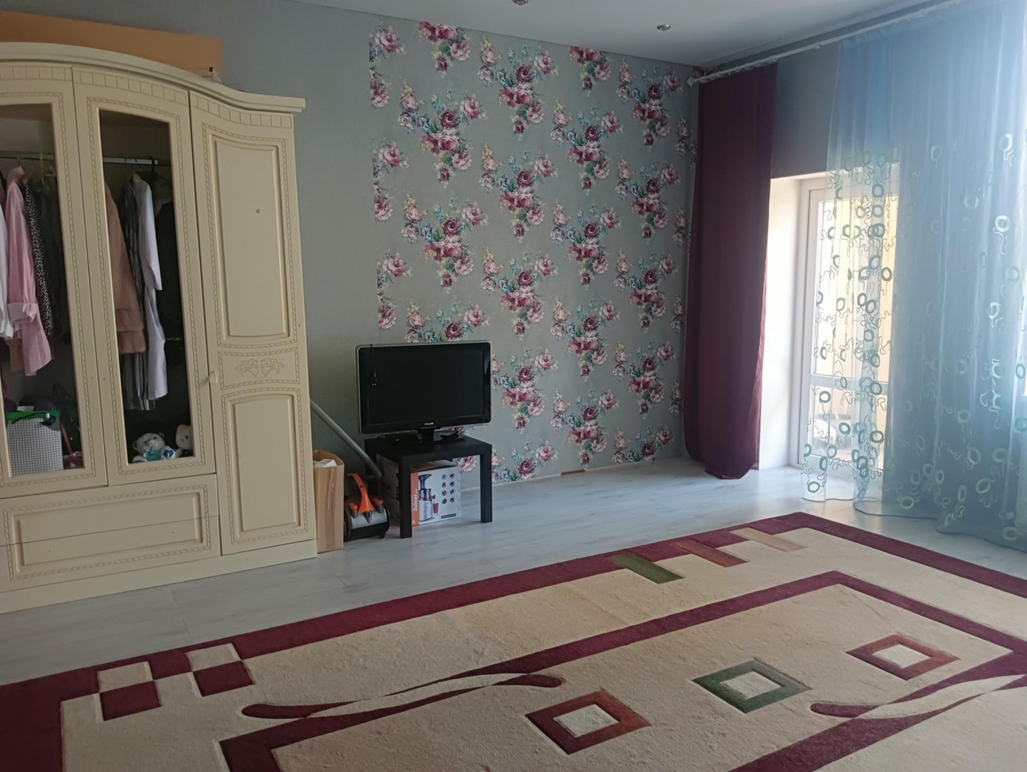 Купить дачу, дом, коттедж за 11 200 000 рублей на улица Космонавта Комарова