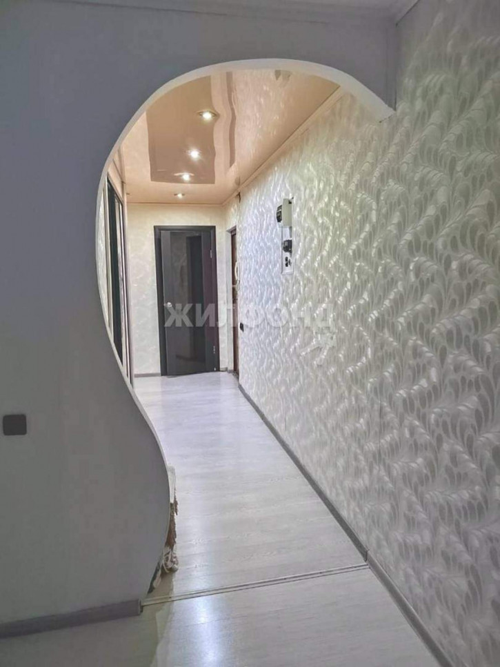 3-комн квартира 8 Марта улица, д.1а