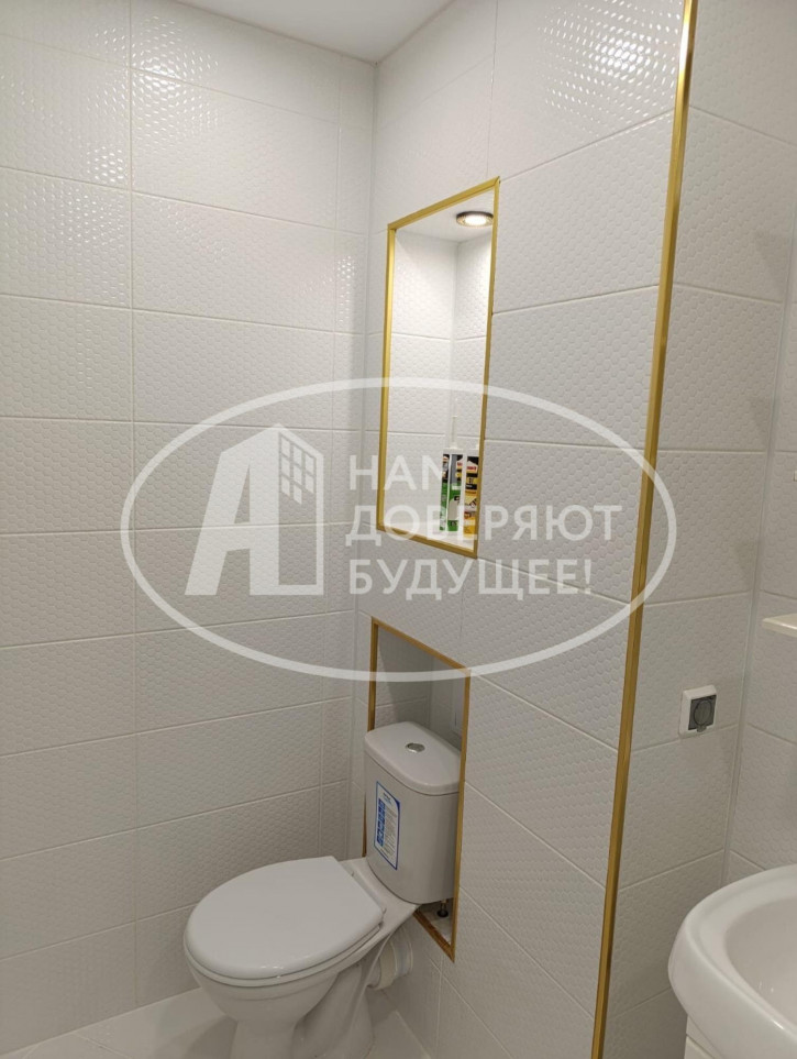 3-комн квартира улица Космонавтов, 11