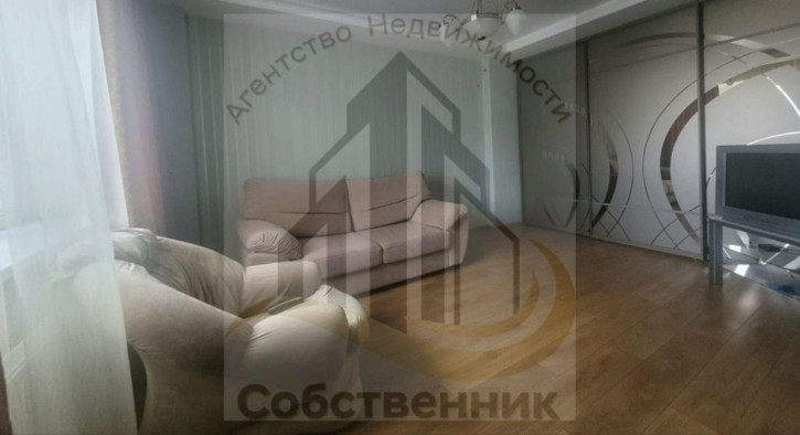 2-комн квартира 40 лет Октября ул, 8