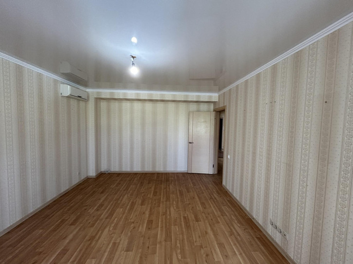 2-комн квартира улица Ленина, 223к3