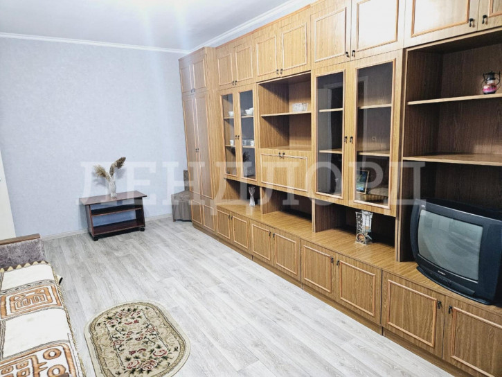 1-комн квартира проспект Космонавтов, 34А