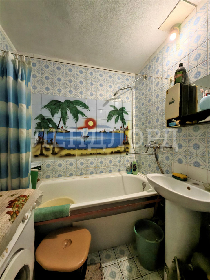 3-комн квартира Авиамоторный переулок, 28