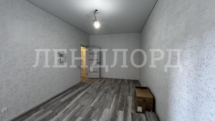2-комн квартира бульвар Комарова, 1Ес4