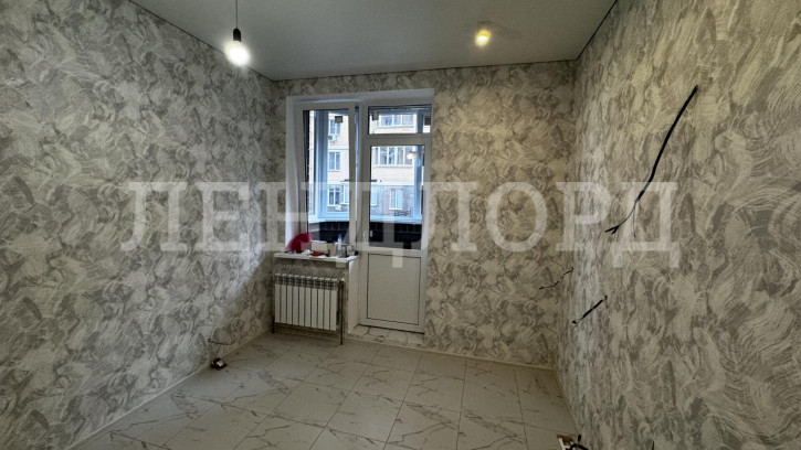 2-комн квартира бульвар Комарова, 1Ес4