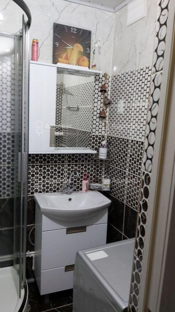 3-комн квартира ул. Череповецкая,  д.11/5