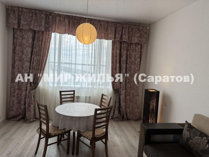 2-комн квартира Славянская пл, 2