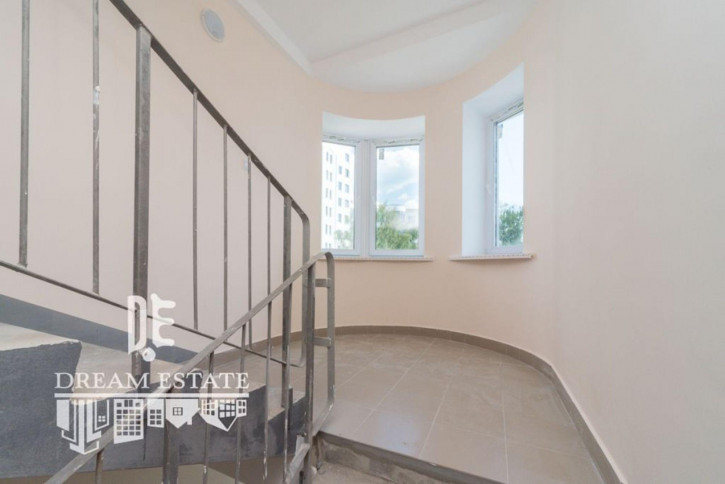 2-комн квартира Приозерная ул, 5