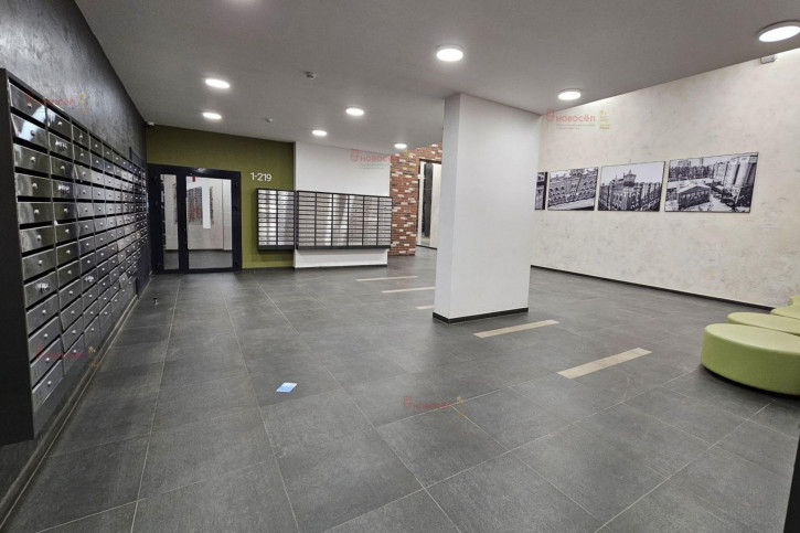 3-комн квартира Азина 22/7