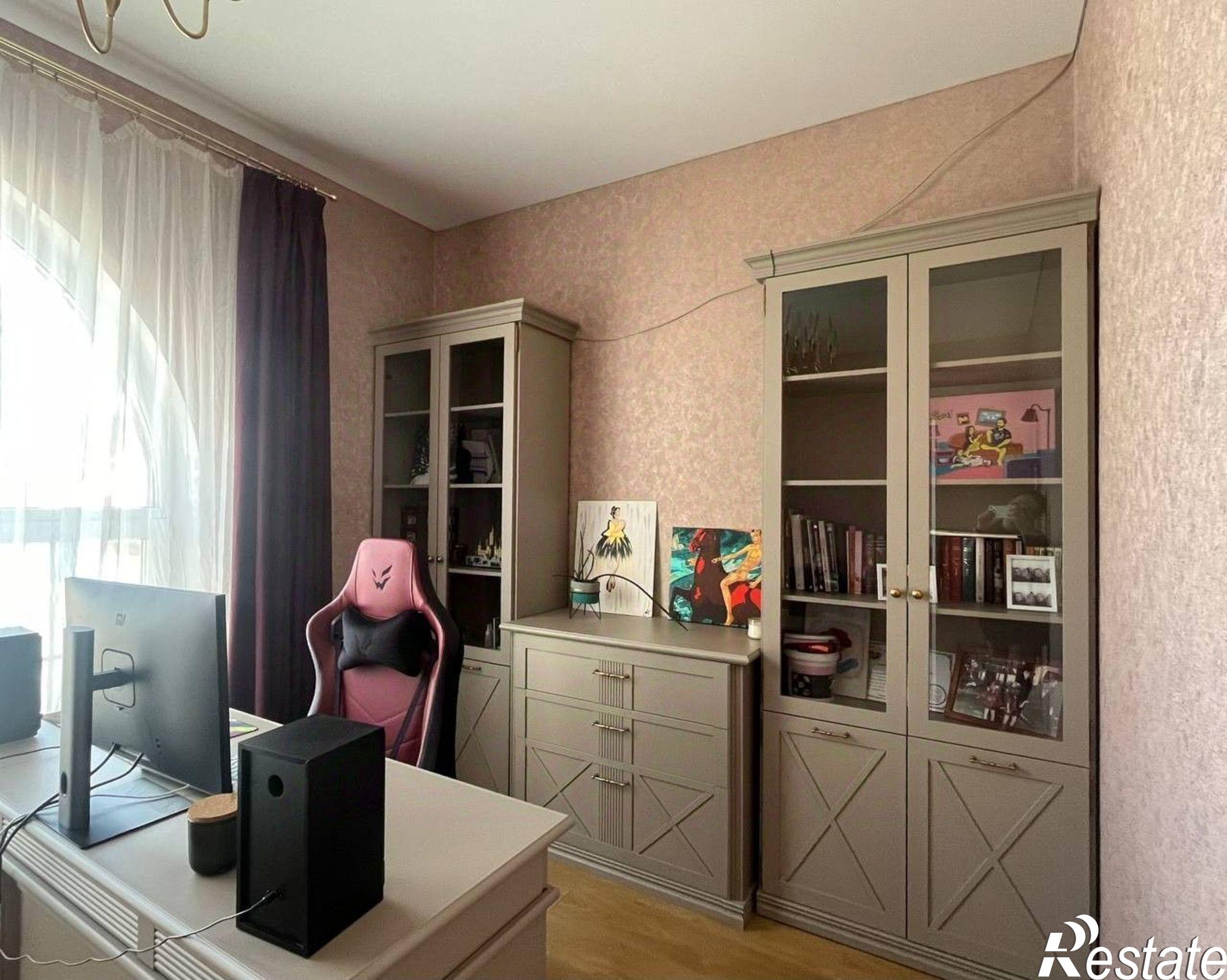 Купить дачу, дом, коттедж за 24 200 000 рублей на ул Новозаводская, 33