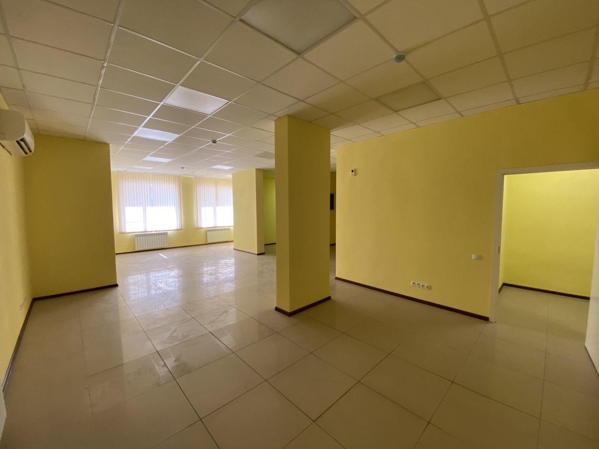 Купить офис, помещение под офис за 10 068 900 рублей на Танковая улица, 30
