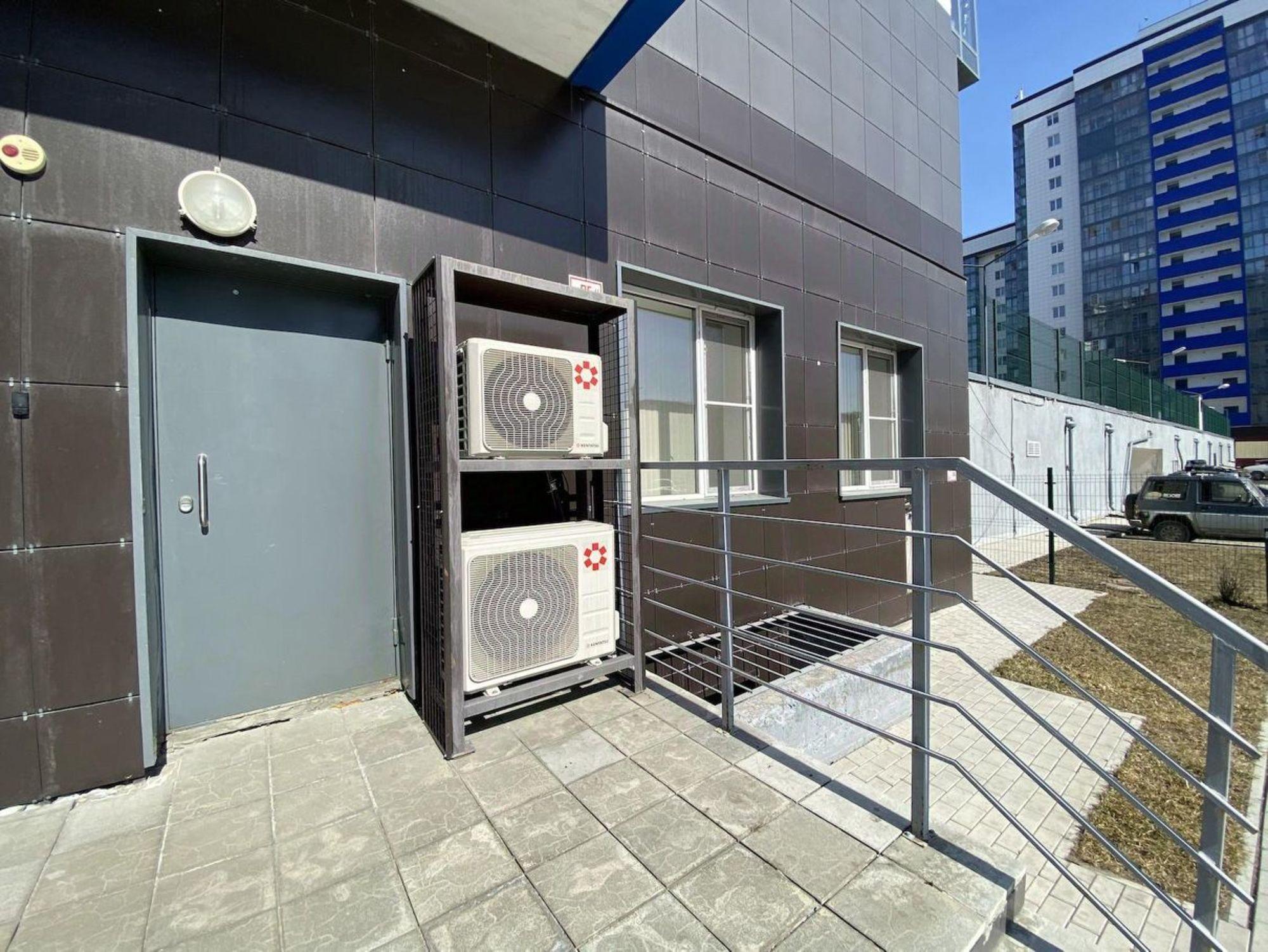 Купить офис, помещение под офис за 10 068 900 рублей на Танковая улица, 30