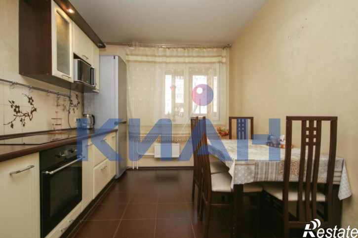 3-комн квартира Кутузова ул., 34