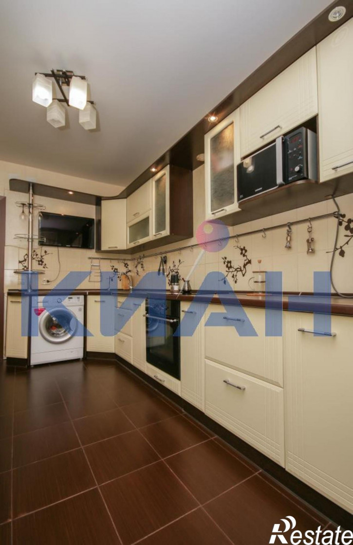 3-комн квартира Кутузова ул., 34
