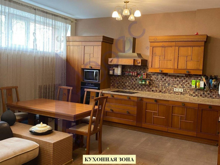 3-комн квартира Минина ул, 19/6