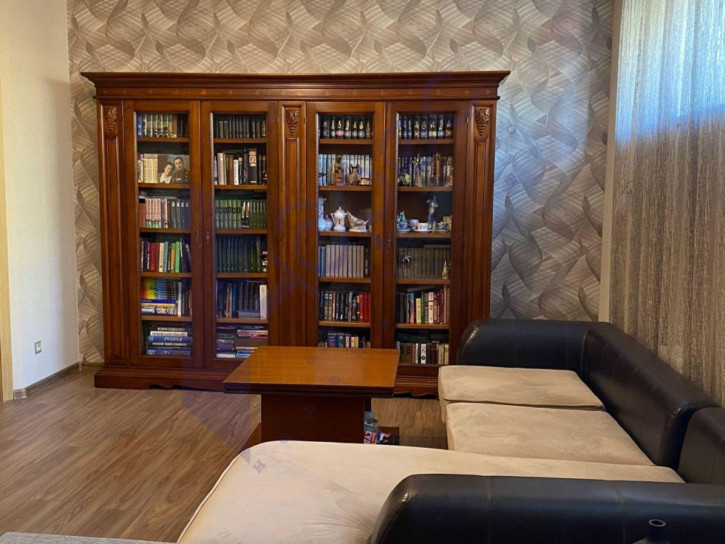 3-комн квартира Минина ул, 19/6