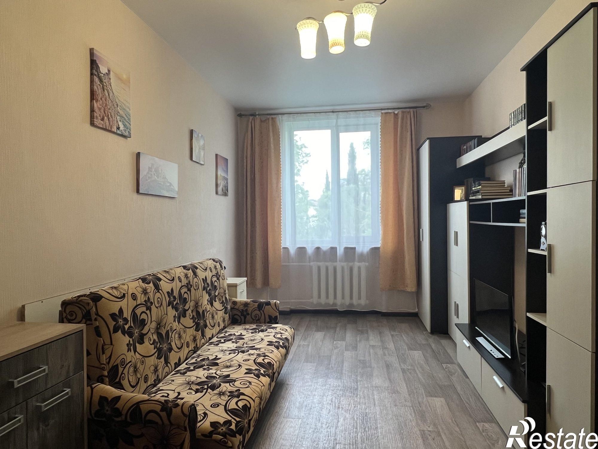 Купить квартиру за 10 500 000 рублей на Генерала Петрова улица, д.16