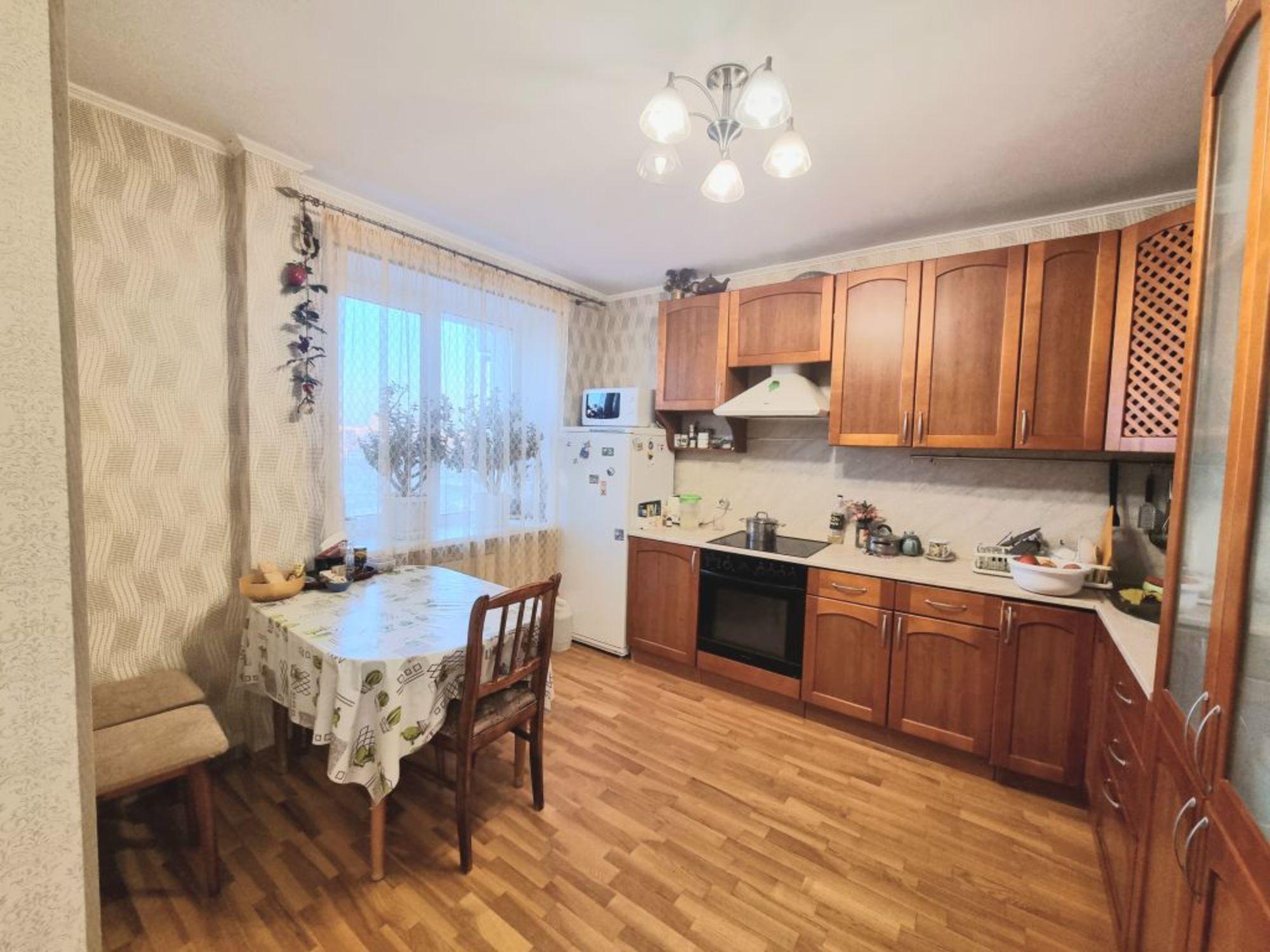Купить квартиру за 8 599 000 рублей на Победы ул, 49