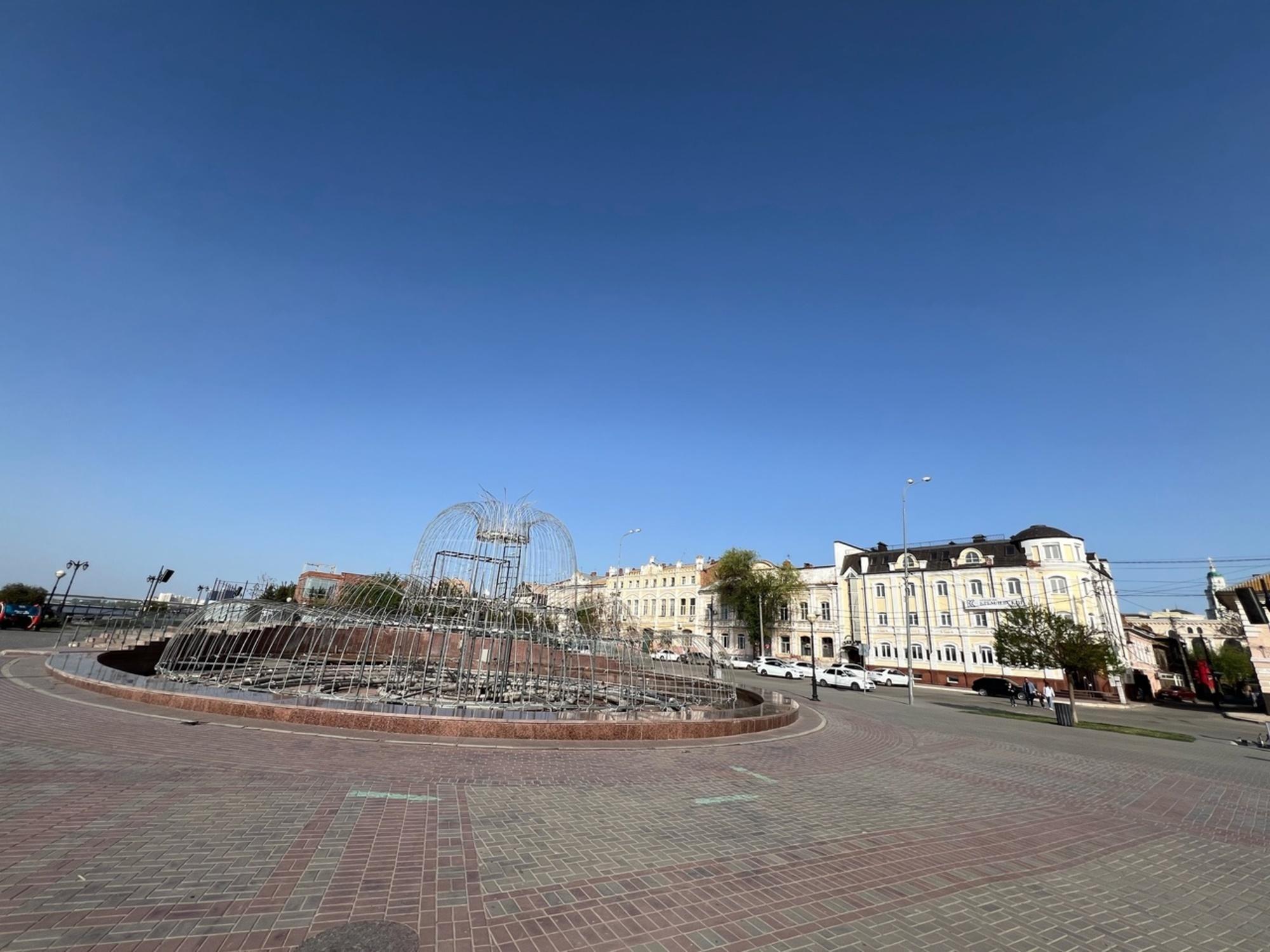 Сдать офис, помещение под офис за 180 000 рублей на г. Астрахань,Кировский р-н, ул. Максима Горького, 23