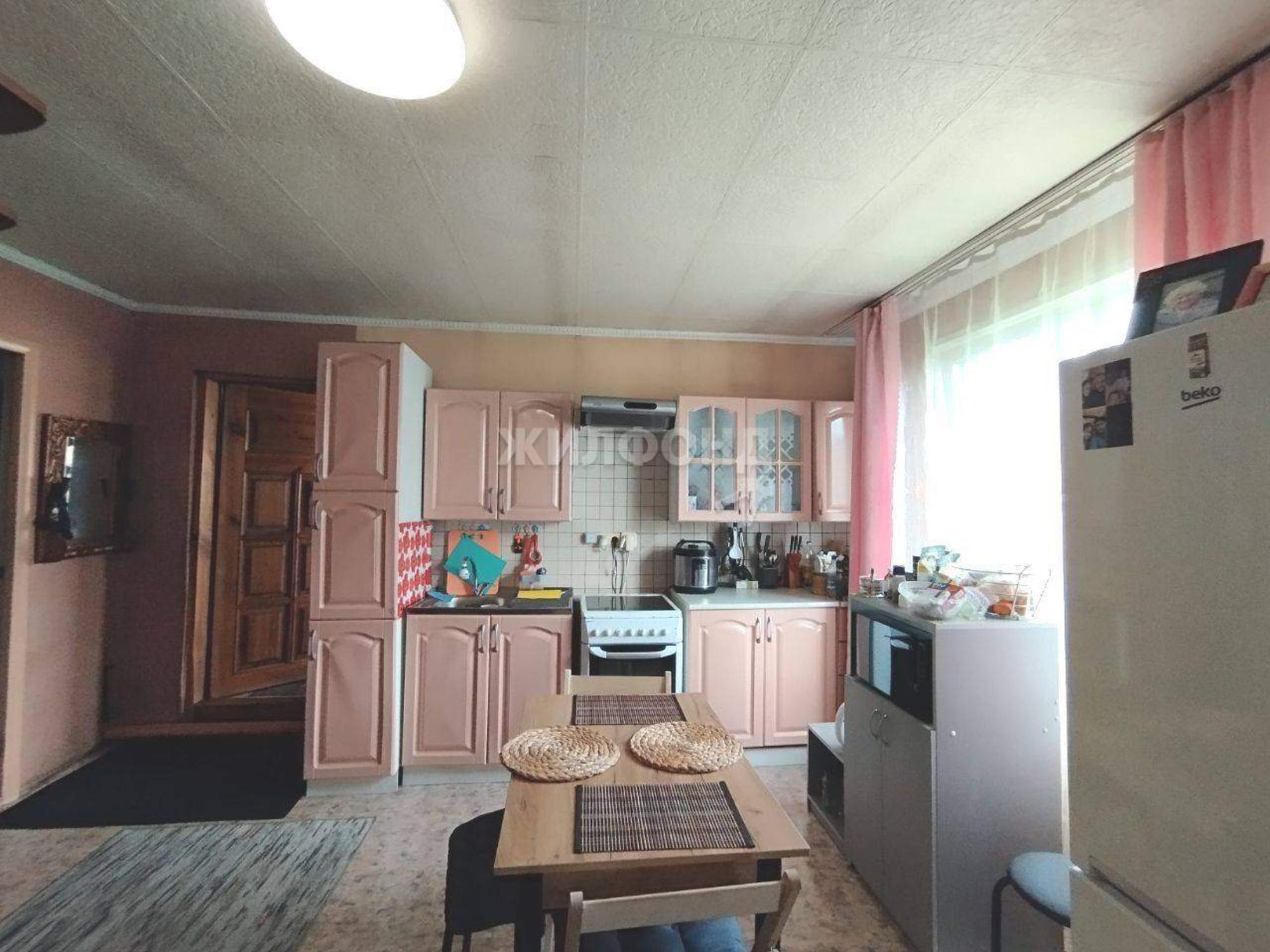 Купить дачу, дом, коттедж за 6 850 000 рублей на Советская улица