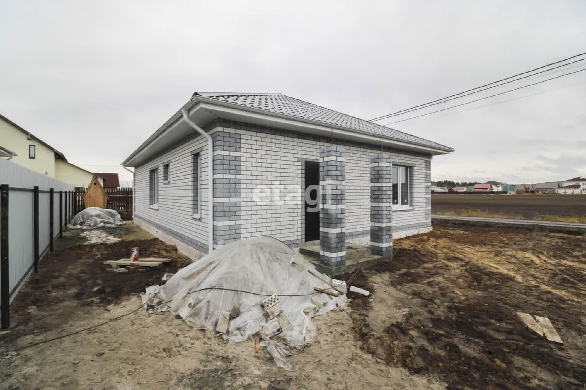 Купить дачу, дом, коттедж за 5 700 000 рублей на Сиреневая,