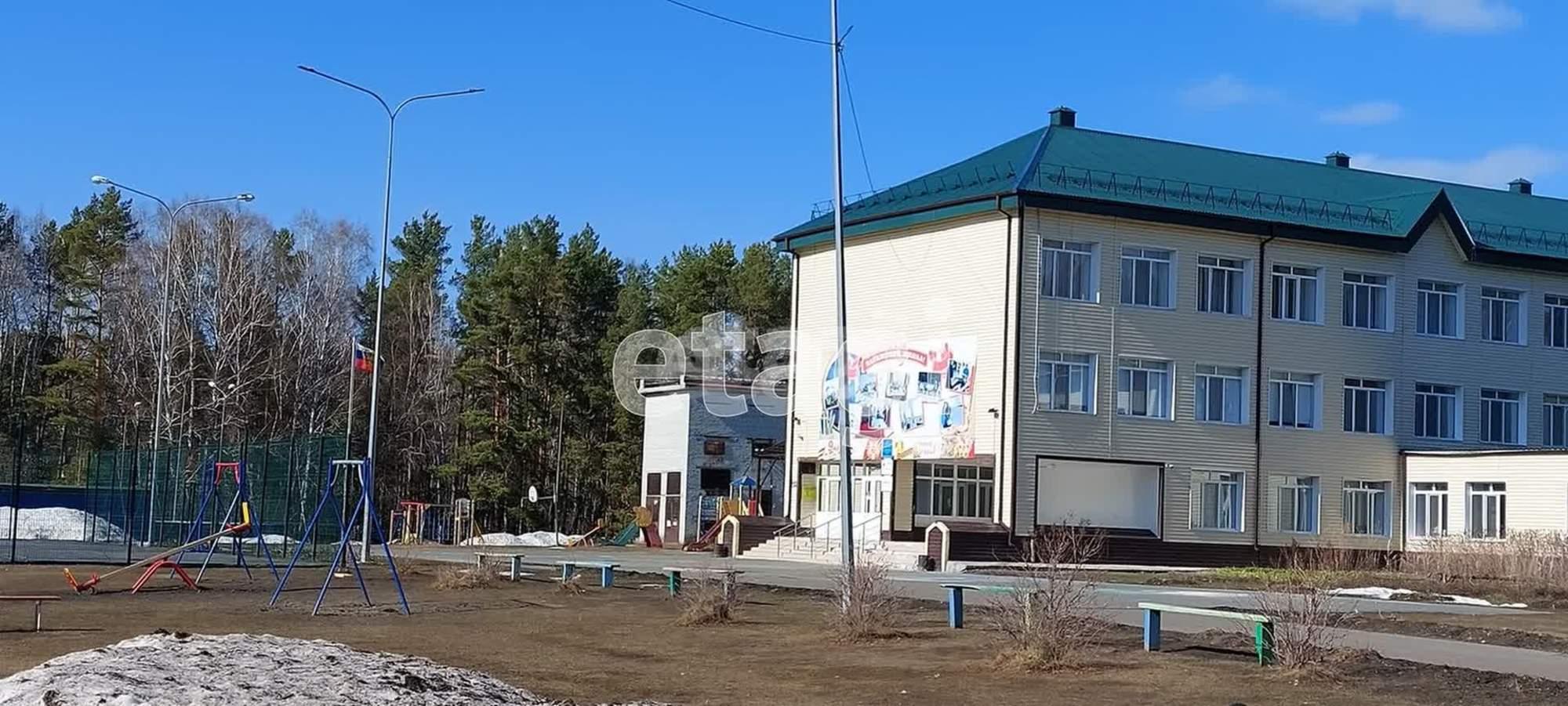 Купить дачу, дом, коттедж за 4 900 000 рублей на Карла Маркса, 204