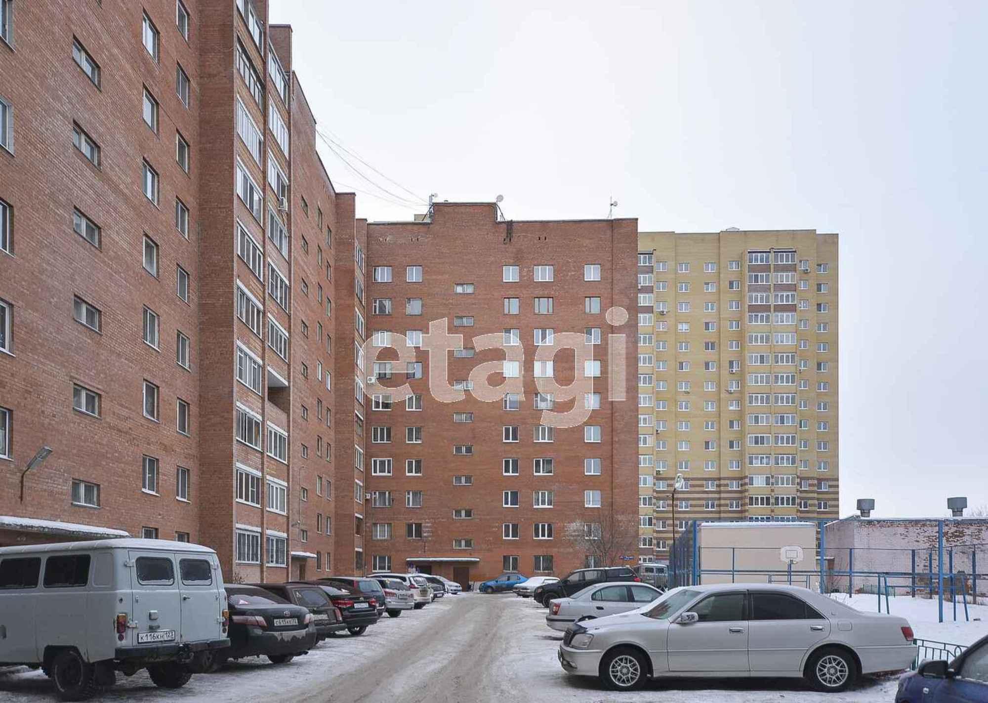 Купить квартиру за 8 000 000 рублей на 9 января, 164/2