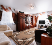 2-комн, 77кв м, этаж 1/3 13-й квартал, дом 1а