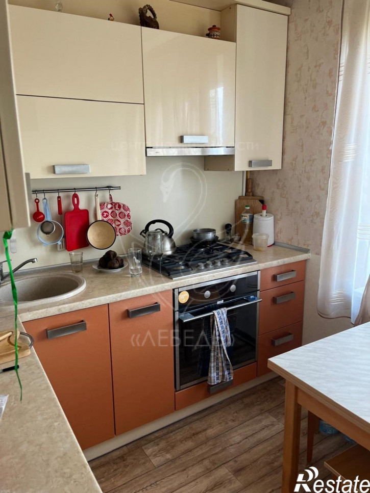 3-комн квартира Гоголя улица,12