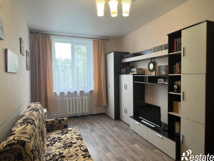 2-комн квартира Генерала Петрова улица, д.16