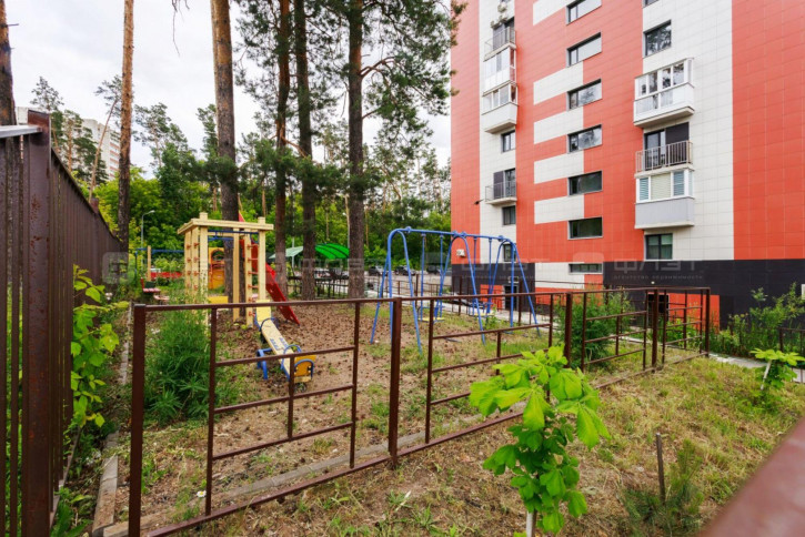 3-комн квартира ул. Халезова, дом 27а