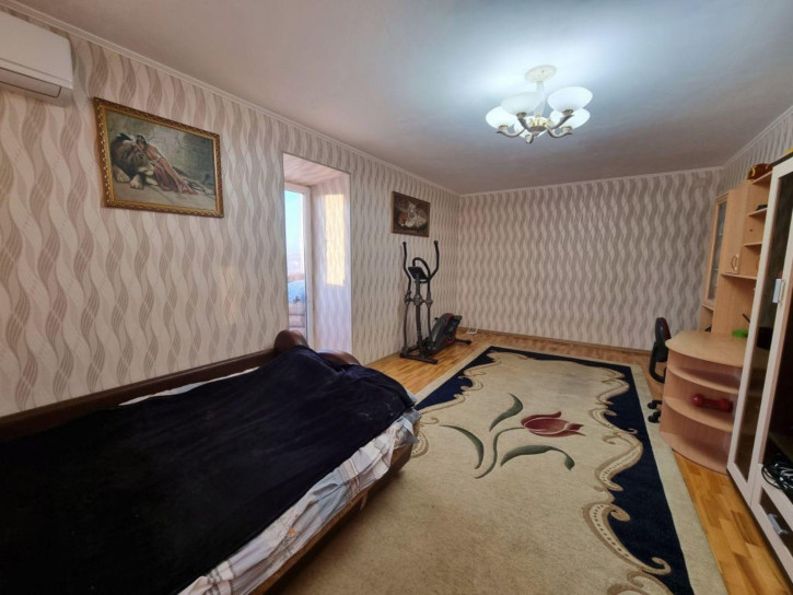 3-комн квартира Победы ул, 49
