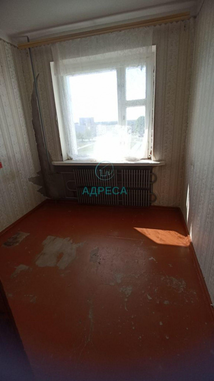 4-комн квартира Ливенская ул, 136