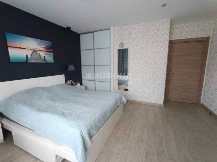4-комн квартира Кропоткина улица, д.261