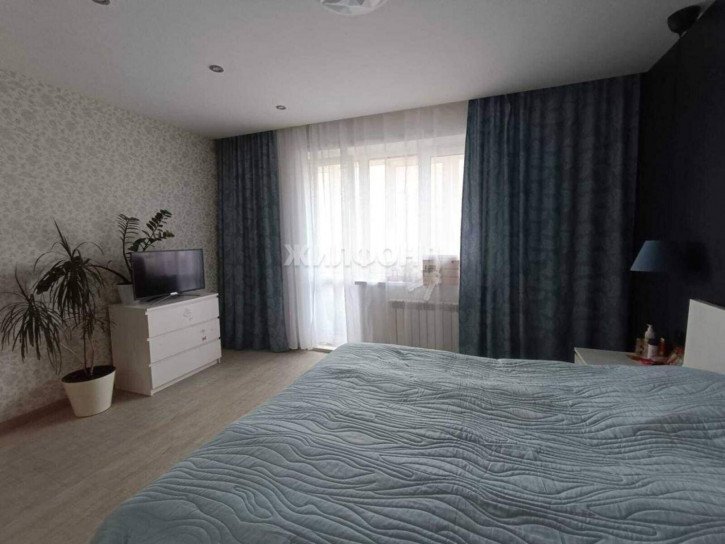 4-комн квартира Кропоткина улица, д.261