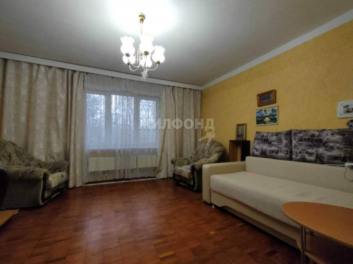 3-комн квартира Академгородок улица, д.15