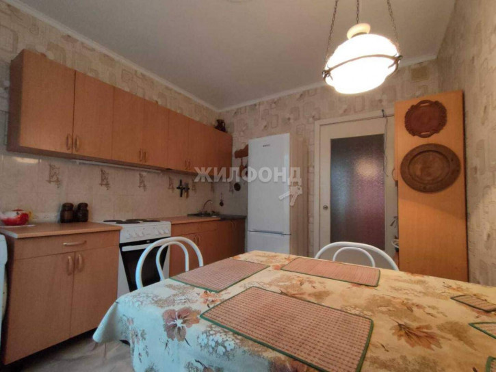 3-комн квартира Академгородок улица, д.15