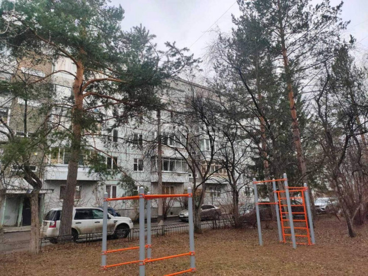 3-комн квартира Академгородок улица, д.15
