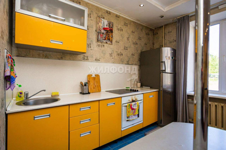 3-комн квартира Ленина улица, д.83