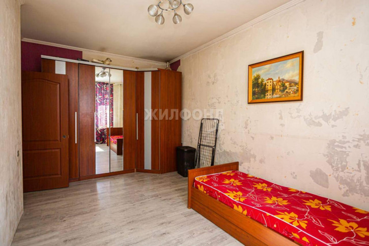 3-комн квартира Ленина улица, д.83
