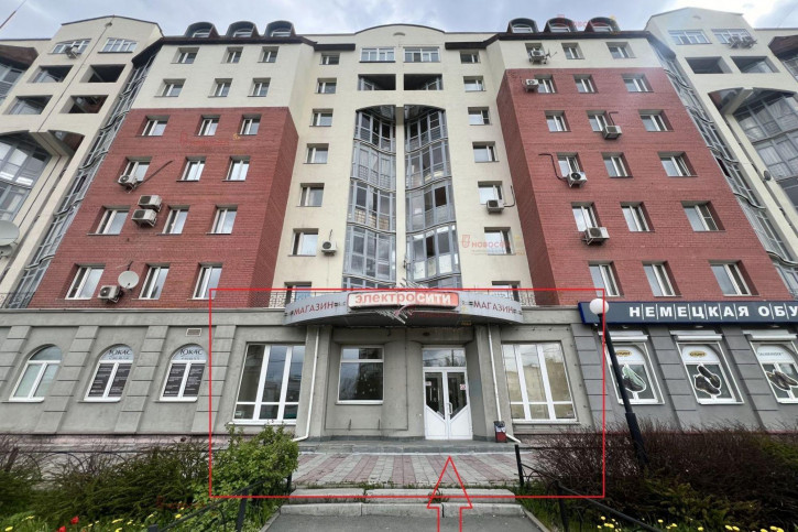 Торговое помещение Космонавтов 62